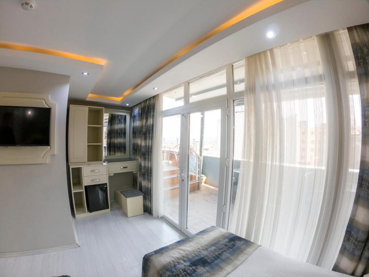 Crowned Plus Hotel اسطنبول المظهر الخارجي الصورة